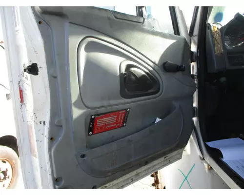 INTERNATIONAL 4300 DOOR ASSEMBLY, FRONT