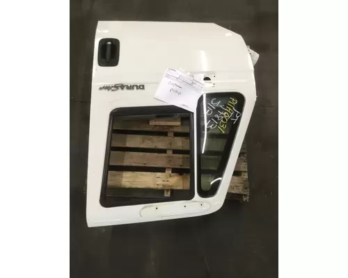 INTERNATIONAL 4300 DOOR ASSEMBLY, FRONT