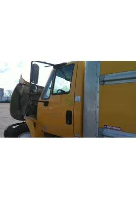 INTERNATIONAL 4300 DOOR ASSEMBLY, FRONT