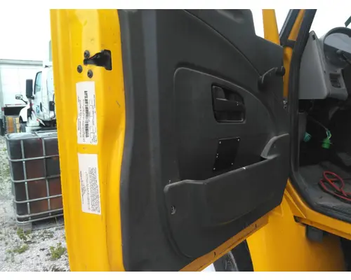 INTERNATIONAL 4300 DOOR INTERIOR PANEL
