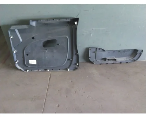 INTERNATIONAL 4300 DOOR INTERIOR PANEL