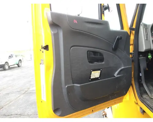 INTERNATIONAL 4300 DOOR INTERIOR PANEL
