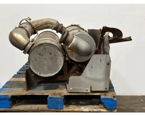 INTERNATIONAL 4300 DPF (Diesel Particulate Filter)