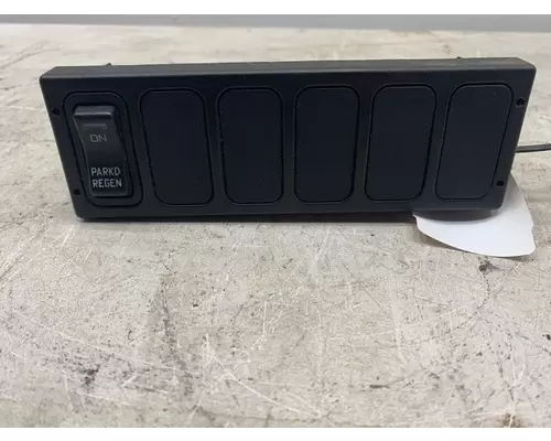 INTERNATIONAL 4300 Dash  Console Switch