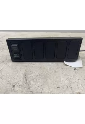 INTERNATIONAL 4300 Dash / Console Switch