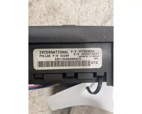 INTERNATIONAL 4300 Dash  Console Switch