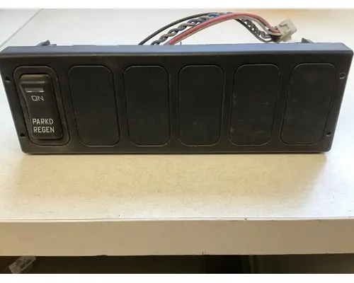 INTERNATIONAL 4300 Dash  Console Switch