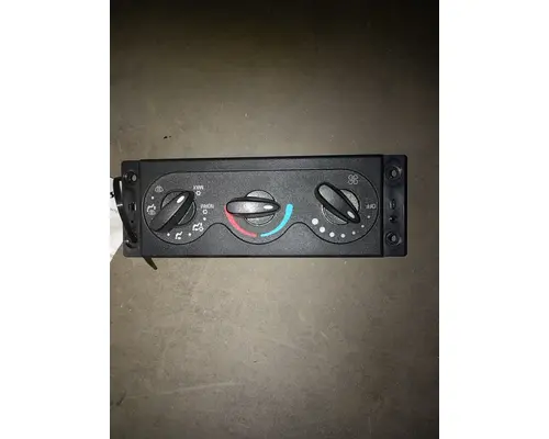 INTERNATIONAL 4300 Dash  Console Switch