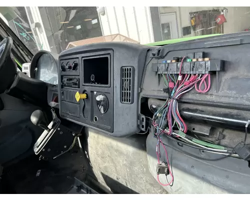 INTERNATIONAL 4300 Dash Assembly