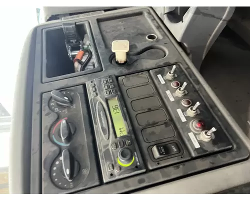 INTERNATIONAL 4300 Dash Assembly