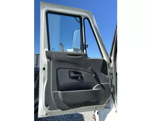 INTERNATIONAL 4300 Door Assembly, Front