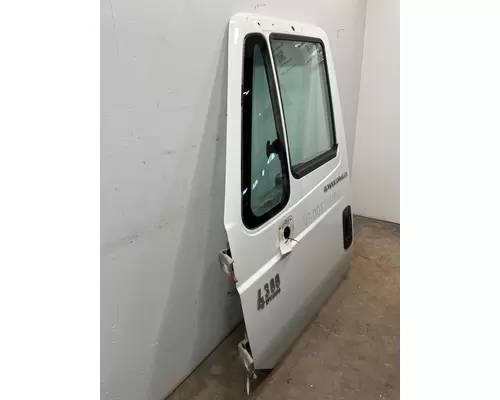INTERNATIONAL 4300 Door Assembly, Front