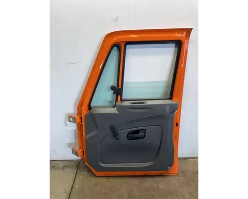 INTERNATIONAL 4300 Door Assembly, Front