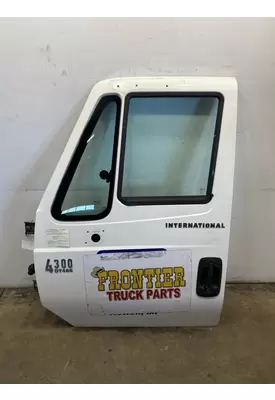 INTERNATIONAL 4300 Door Assembly, Front