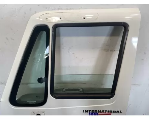 INTERNATIONAL 4300 Door Assembly, Front
