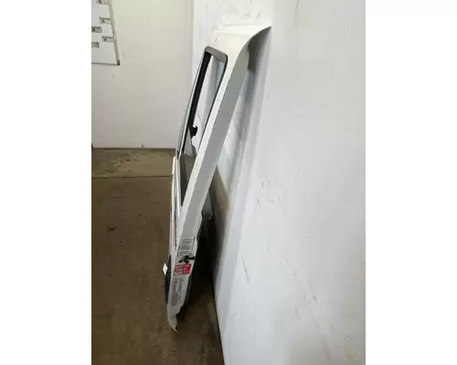 INTERNATIONAL 4300 Door Assembly, Front