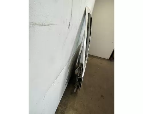 INTERNATIONAL 4300 Door Assembly, Front