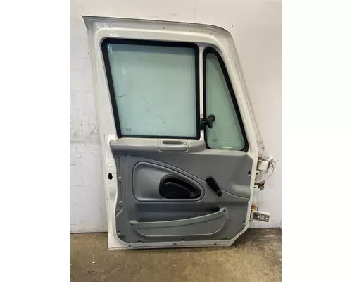 INTERNATIONAL 4300 Door Assembly, Front