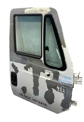 INTERNATIONAL 4300 Door Assembly, Front