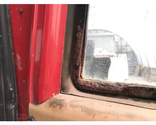 INTERNATIONAL 4300 Door Assembly, Front