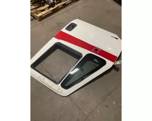 INTERNATIONAL 4300 Door Assembly, Front
