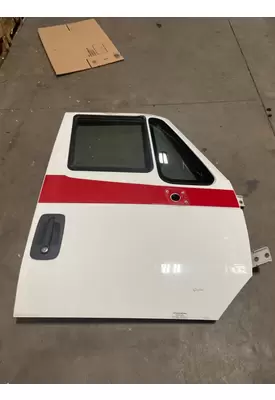 INTERNATIONAL 4300 Door Assembly, Front