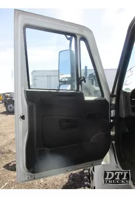 INTERNATIONAL 4300 Door Assembly, Front