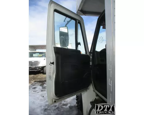 INTERNATIONAL 4300 Door Assembly, Front