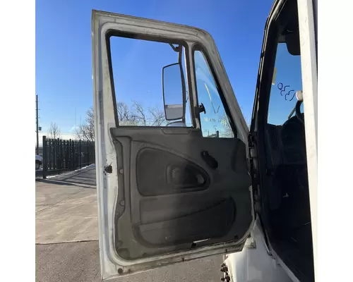 INTERNATIONAL 4300 Door Assembly, Front