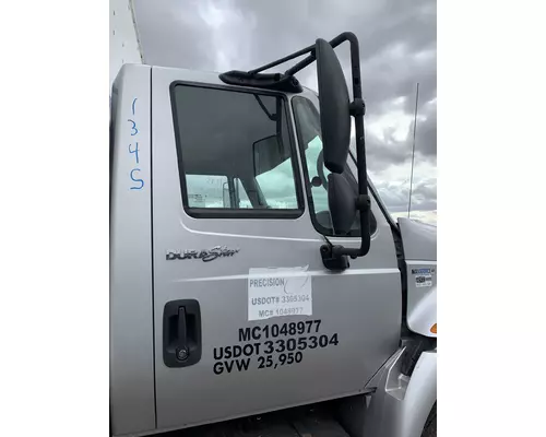 INTERNATIONAL 4300 Door Assembly, Front