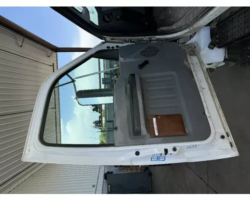 INTERNATIONAL 4300 Door Assembly, Front