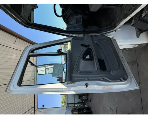 INTERNATIONAL 4300 Door Assembly, Front