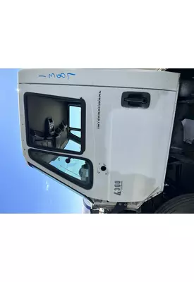 INTERNATIONAL 4300 Door Assembly, Front