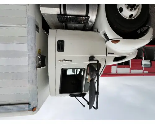 INTERNATIONAL 4300 Door Assembly, Front