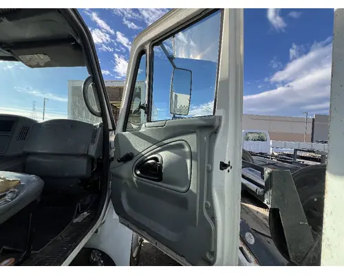 INTERNATIONAL 4300 Door Assembly, Front