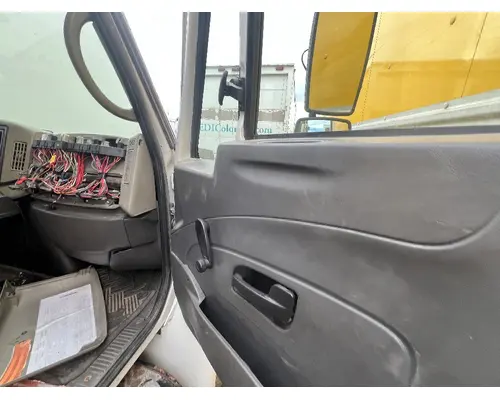 INTERNATIONAL 4300 Door Assembly, Front