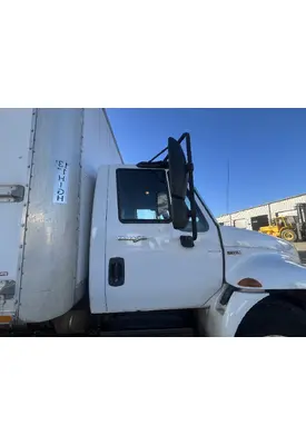 INTERNATIONAL 4300 Door Assembly, Front