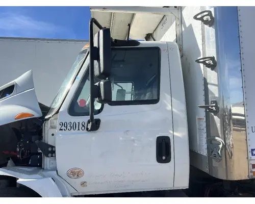 INTERNATIONAL 4300 Door Assembly, Front