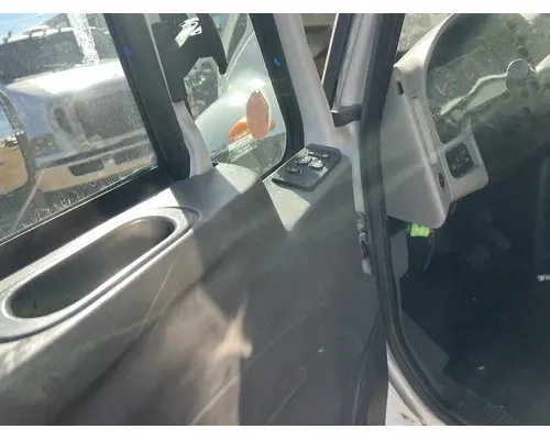 INTERNATIONAL 4300 Door Assembly, Front