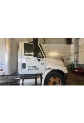 INTERNATIONAL 4300 Door Assembly, Front