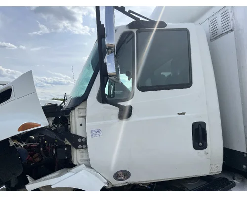 INTERNATIONAL 4300 Door Assembly, Front