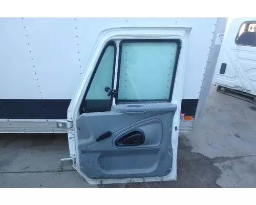 INTERNATIONAL 4300 Door Assembly, Front