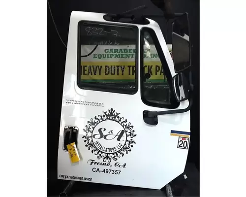 INTERNATIONAL 4300 Door Assembly, Front