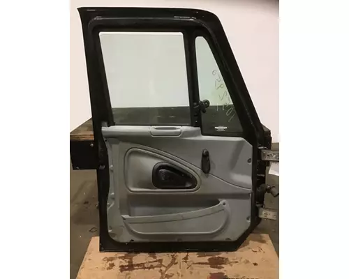 INTERNATIONAL 4300 Door Assembly