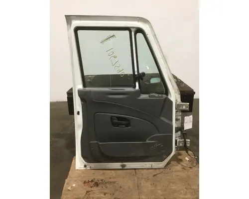INTERNATIONAL 4300 Door Assembly