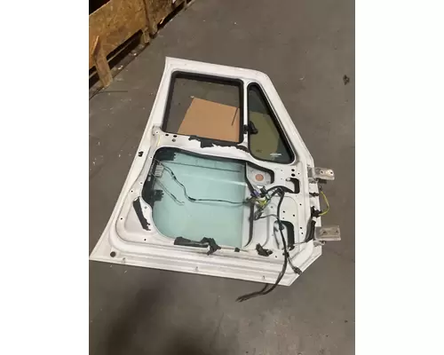 INTERNATIONAL 4300 Door Assembly