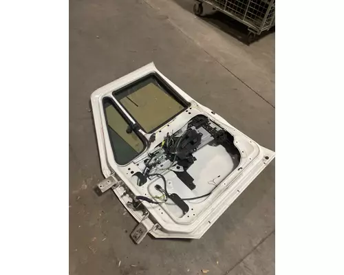 INTERNATIONAL 4300 Door Assembly