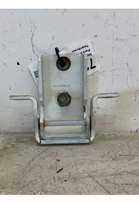 INTERNATIONAL 4300 Door Small Parts