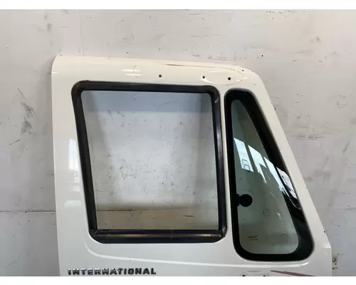 INTERNATIONAL 4300 Door