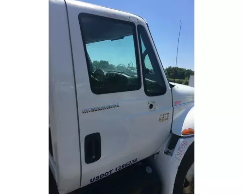 INTERNATIONAL 4300 Doors